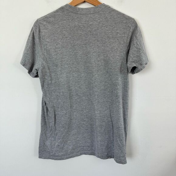 Brisco Brands Holiday Deck The Halls Graphic Shirt Christmas Matching Tops Large - Picture 7 of 8